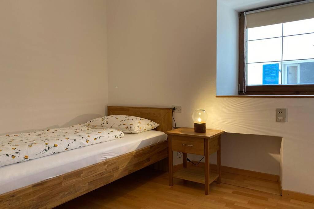 Grosse Wohnung Mit Garagenparkplatz Fiè Zewnętrze zdjęcie