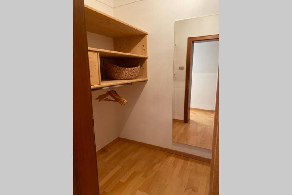 Grosse Wohnung Mit Garagenparkplatz Fiè Zewnętrze zdjęcie